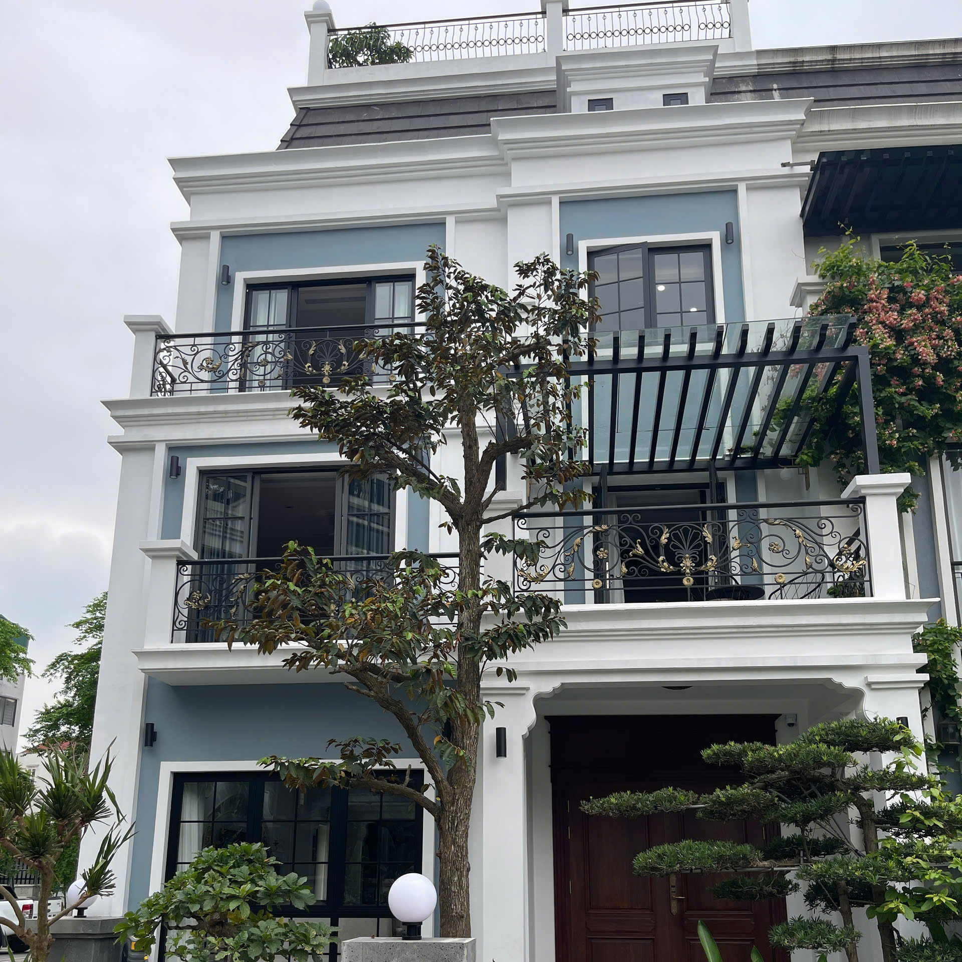 hoàn thiện mặt tiền nhà trọn gói