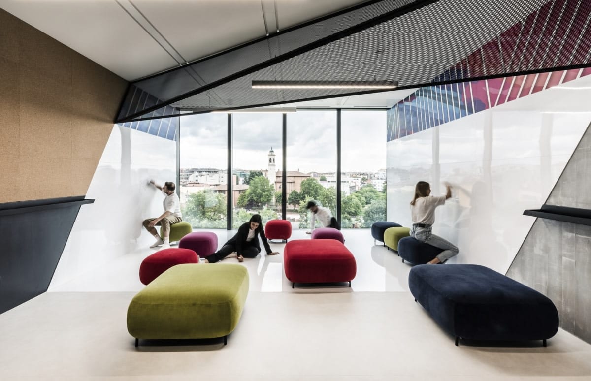 phòng brainstorm thiết kế mở