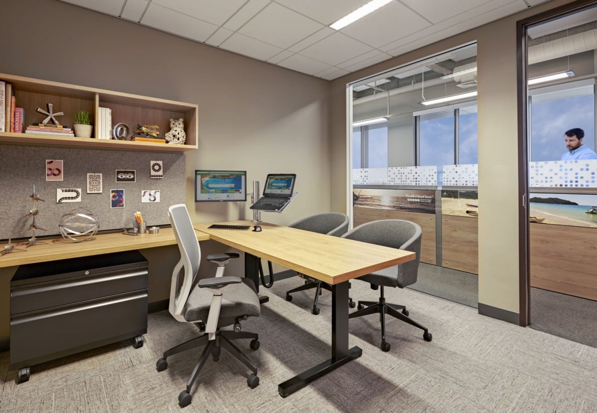 Phòng làm việc riêng sang trọng trong văn phòng