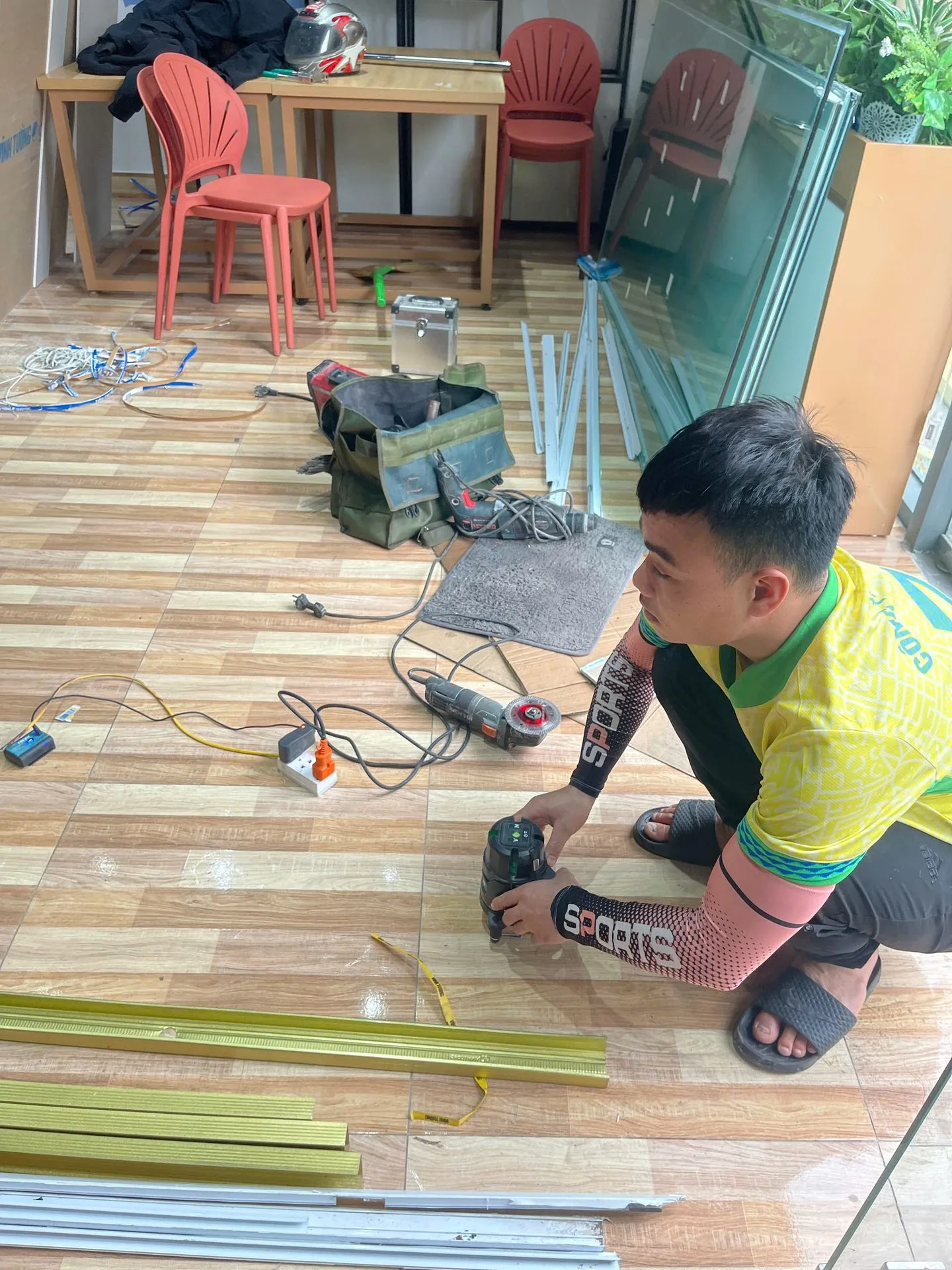 Thi công sàn gỗ